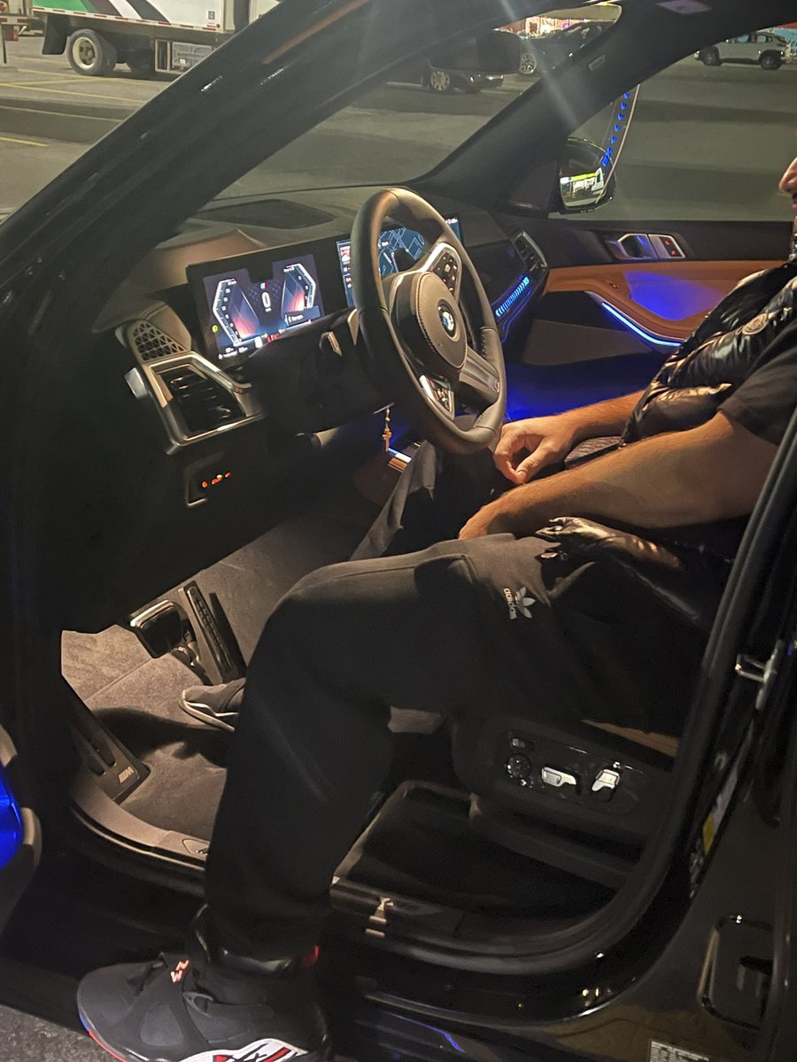 TV_Bullet's tweet image. Fell seven times dont plan on a fallin again… I owe this to God and all yall 🙏❤️