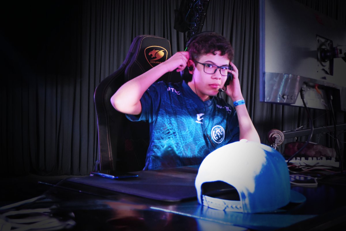 LOUD erde tweet media