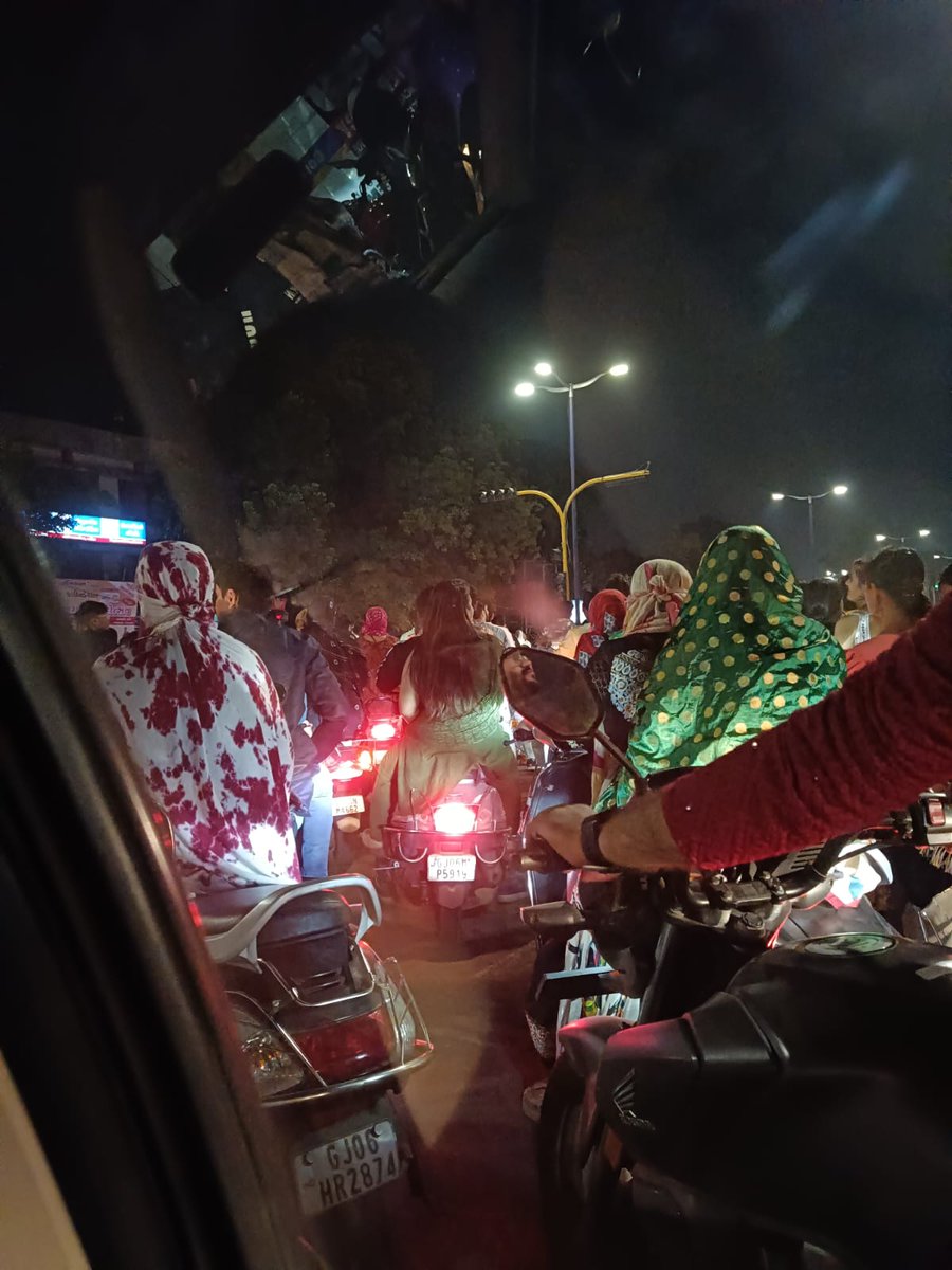 3180Supriya's tweet photo. Very poor management..They are totally money minded..We came from ahmedabad. Purchased the passes..And they have not allowed the entry.. Due to poor management..Heavy traffic jam. #vadodaranavratrifestival https://t.co/E0ZMZO7gjj