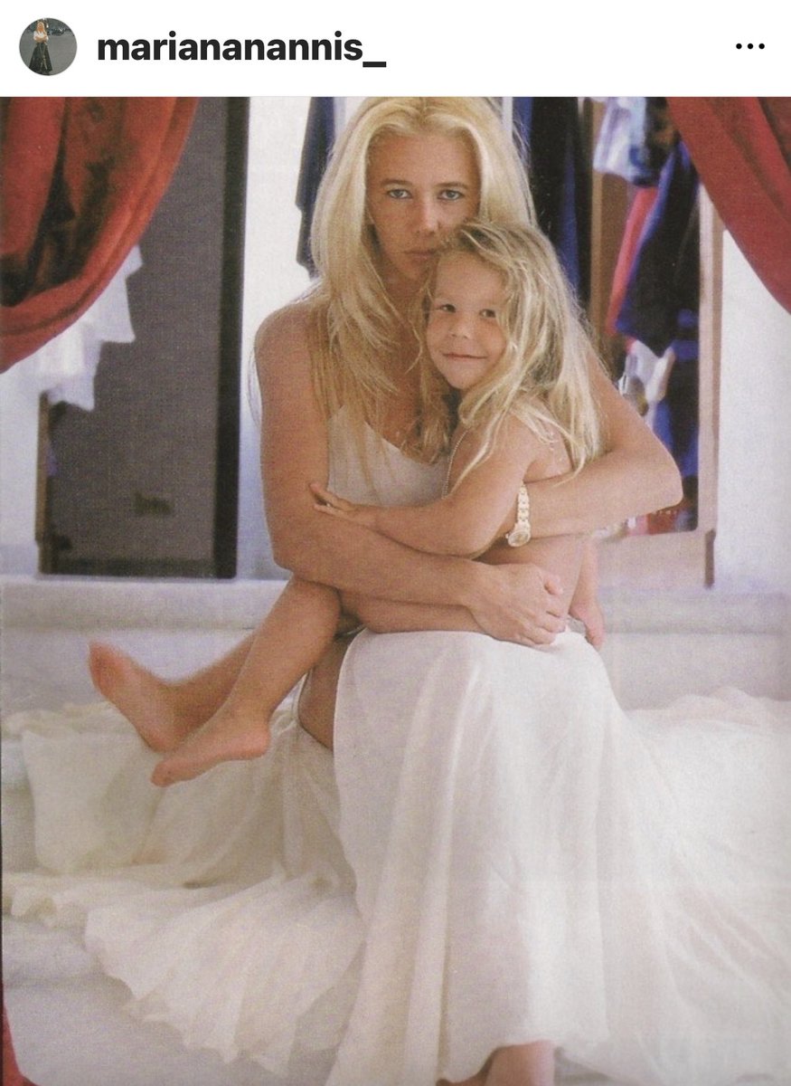 jotacdv1's tweet image. Por favor como era Alex Caniggia de pequeño…. Que gracioso!!! 🤣😍 @ghoficial #GHVIP210  #GHVIP21O #FiestaT5