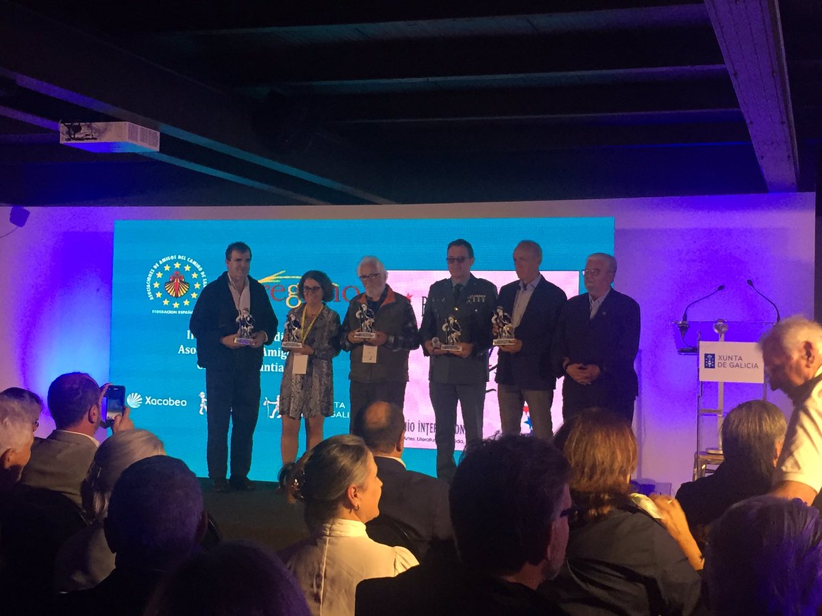 Concluye el II Congreso Mundial de Asociaciones de Amigos del #CaminodeSantiago con la entrega de los Premios Pentafinium.