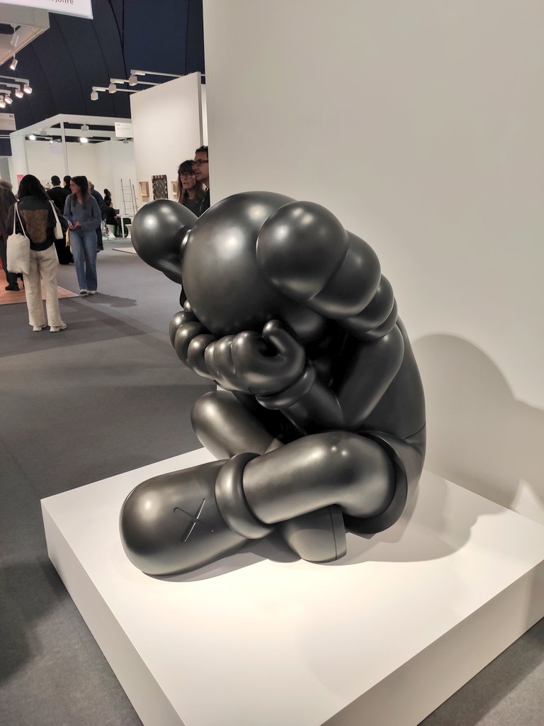 horomox's tweet photo. FIAC Minus (devoured by Art Basel Paris Plus) résumé:

- that moves too fast
- that moves too slow
- NGMI
- WGMI maybe finally probably

#ParisPlus #ParisMinus https://t.co/SshFFsgoma