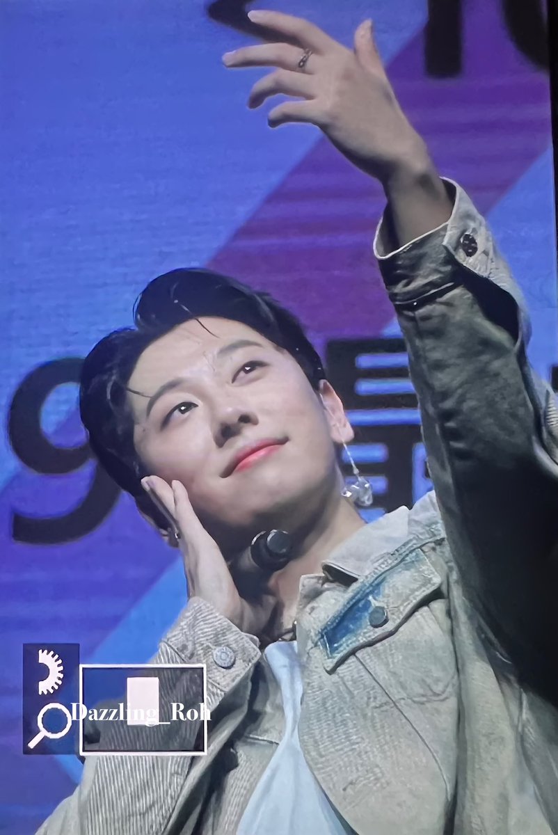 231021 10.15Hz in Taipei
아이구 예뻐 ☺️
#노태현 #ROHTAEHYUN #biRTHday