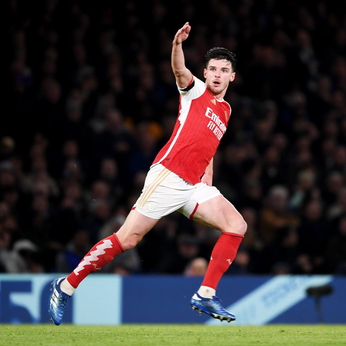 Arsenal's tweet photo. Kicking off the comeback 💪 https://t.co/YF9D8qG0Go