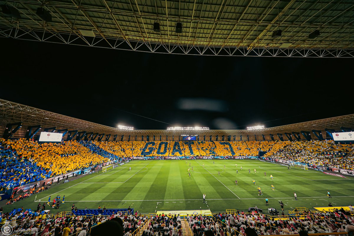 AlNassrFC's tweet photo. لوحة للتاريخ 💛 https://t.co/C8olSNEugR