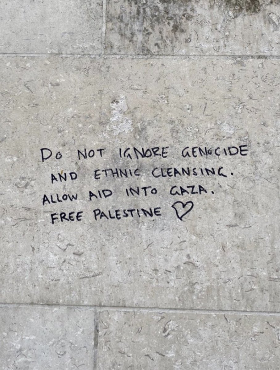 Radical Graffiti tweet media