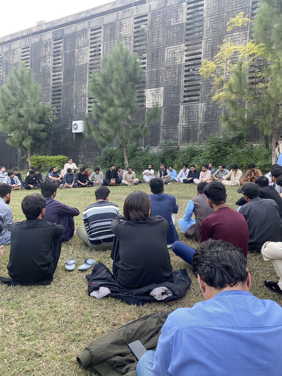 NiazPashten's tweet image. #QAU #PSC #StudyCircle #Saturday #CLlawn #Evening