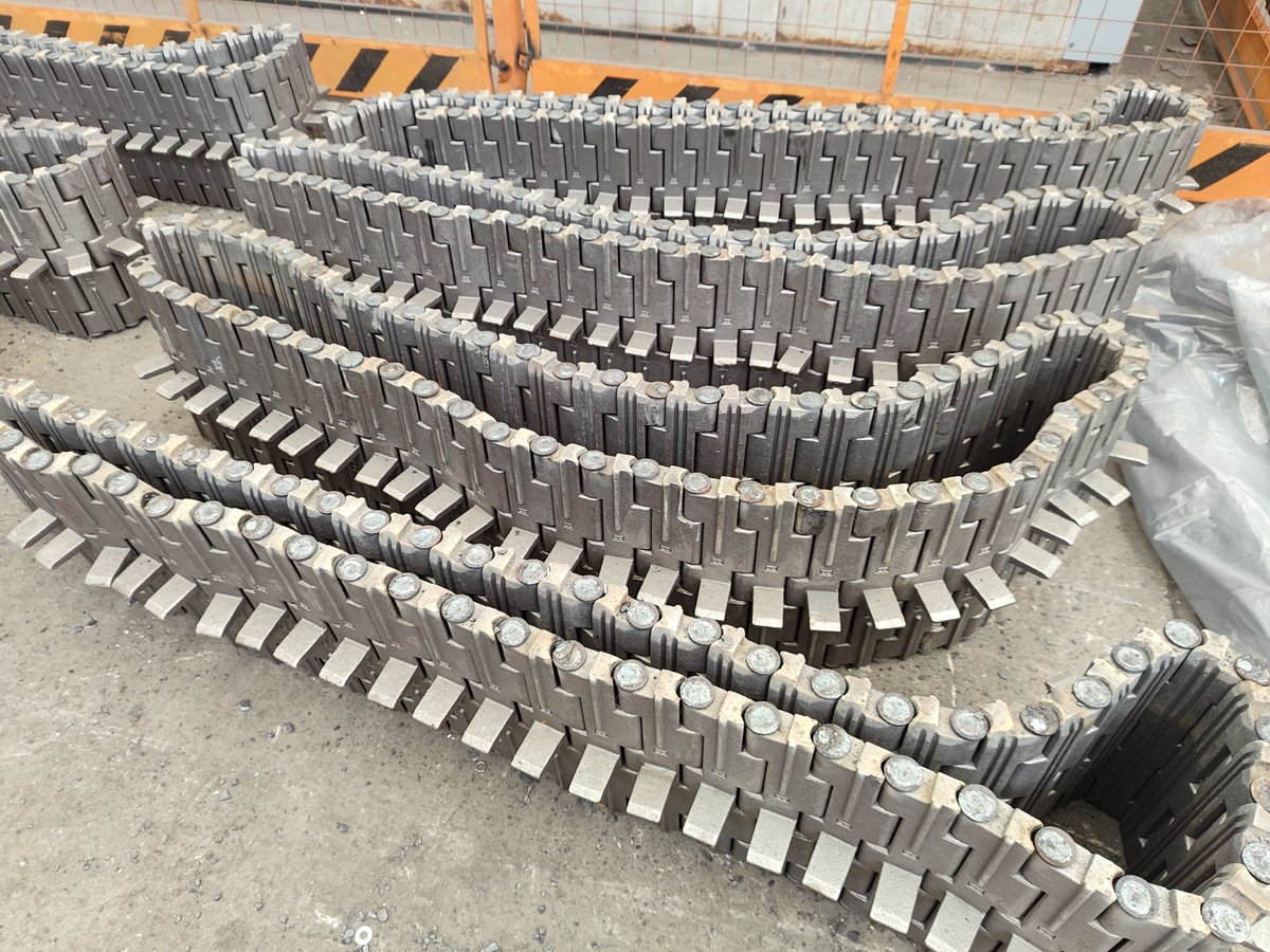 Track shoes developed for the construction machinery industry, dual-use for both military and civilian use.#casting #steelcasting