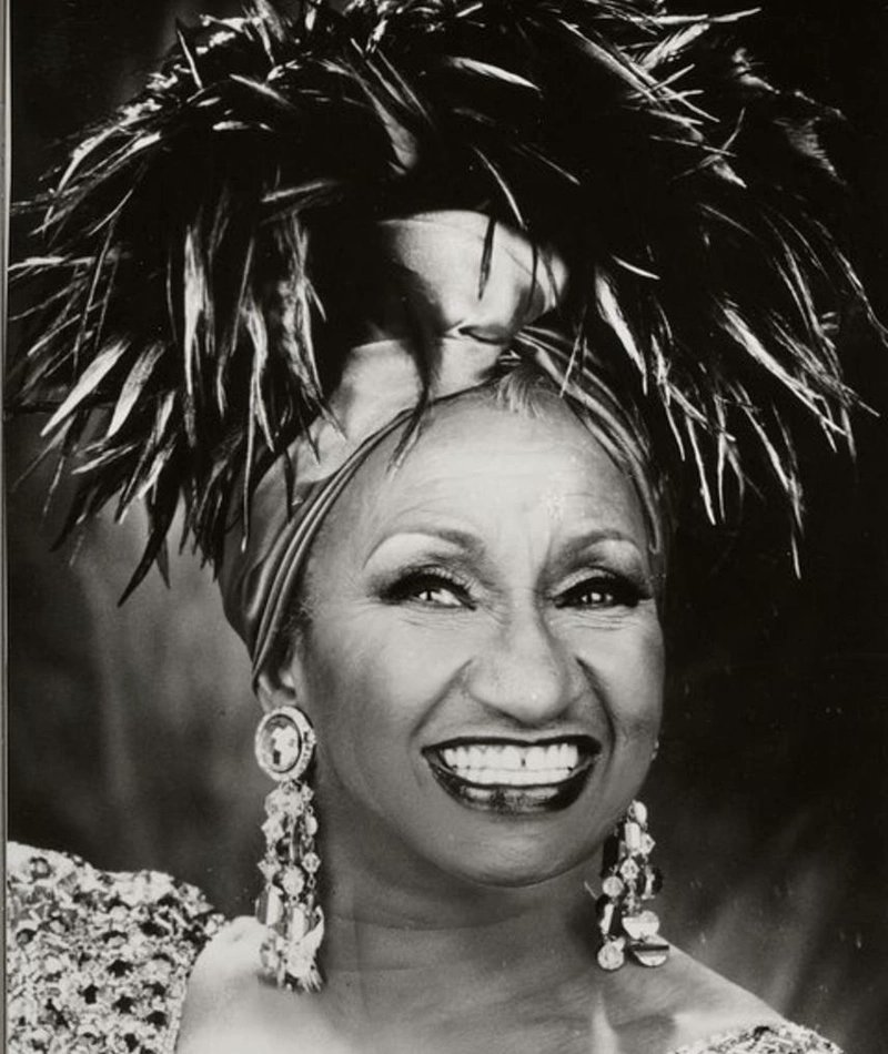Cultur_Advisor's tweet photo. Celia Cruz, reine de la salsa, aurait eu 98 ans !🎂🎶🎙
Écoutez👉https://t.co/IuQv0QOWLO
#culturadvisor #culture #musique #celiacruz #salsa #cuba #chanteuse #anniversaire #hommage #bembacolora #reinedelasalsa https://t.co/Xj4YDrTml9