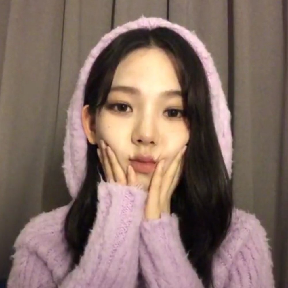 hourly karina (@hourlykarina) on Twitter photo 