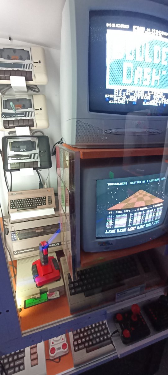 oldyzach's tweet image. Some #retro stuff for #retrogamers 😎