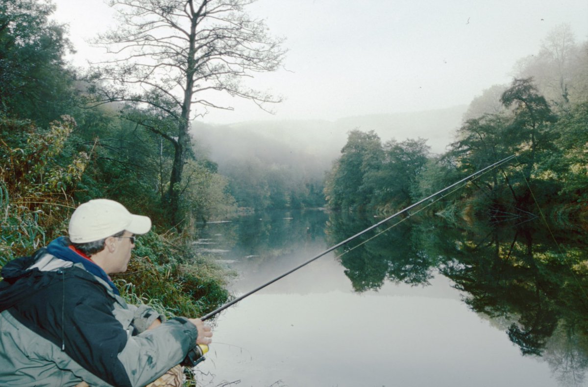 MattHayesfish's tweet photo. Fishing on the Wye 20 odd years ago. The water looks clean and clear. We must not abandon her. She will run clear again one day because we will not stop fighting those who wish to do her harm.
#rivers #pollution #wye https://t.co/6ZkIoGVf9i