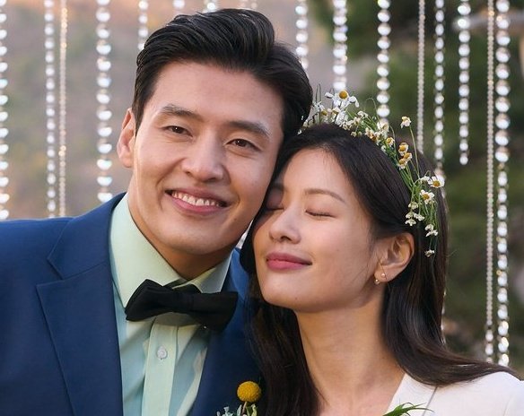 SsomSkyForever's tweet photo. The Beautiful parents with their cutie babies🤗🤭🥰😍 Very Beautiful and look a like since babies. Waaaaaaaaaaaah my heart.
#HanSom #JungSoMin #KangHaNeul https://t.co/rkRXE53uJl