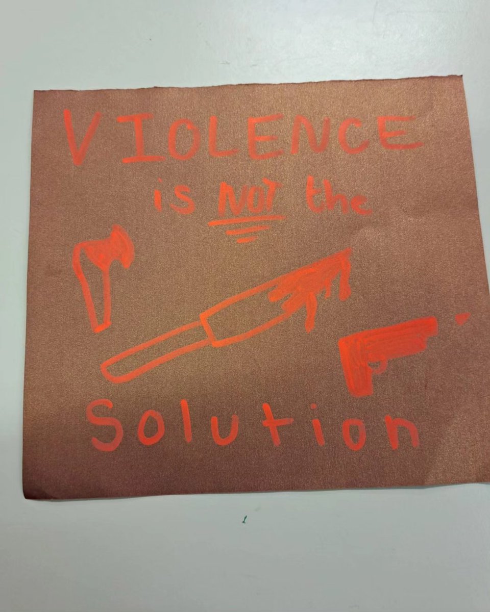 Young people at the Intermediate youth club at #Rothwell have been discussing hate crime and violence this week. 

They produced some brilliant awareness posters to go up in the Windmill Centre. 

#HateCrimeAwarenessWeek #youthworkleeds