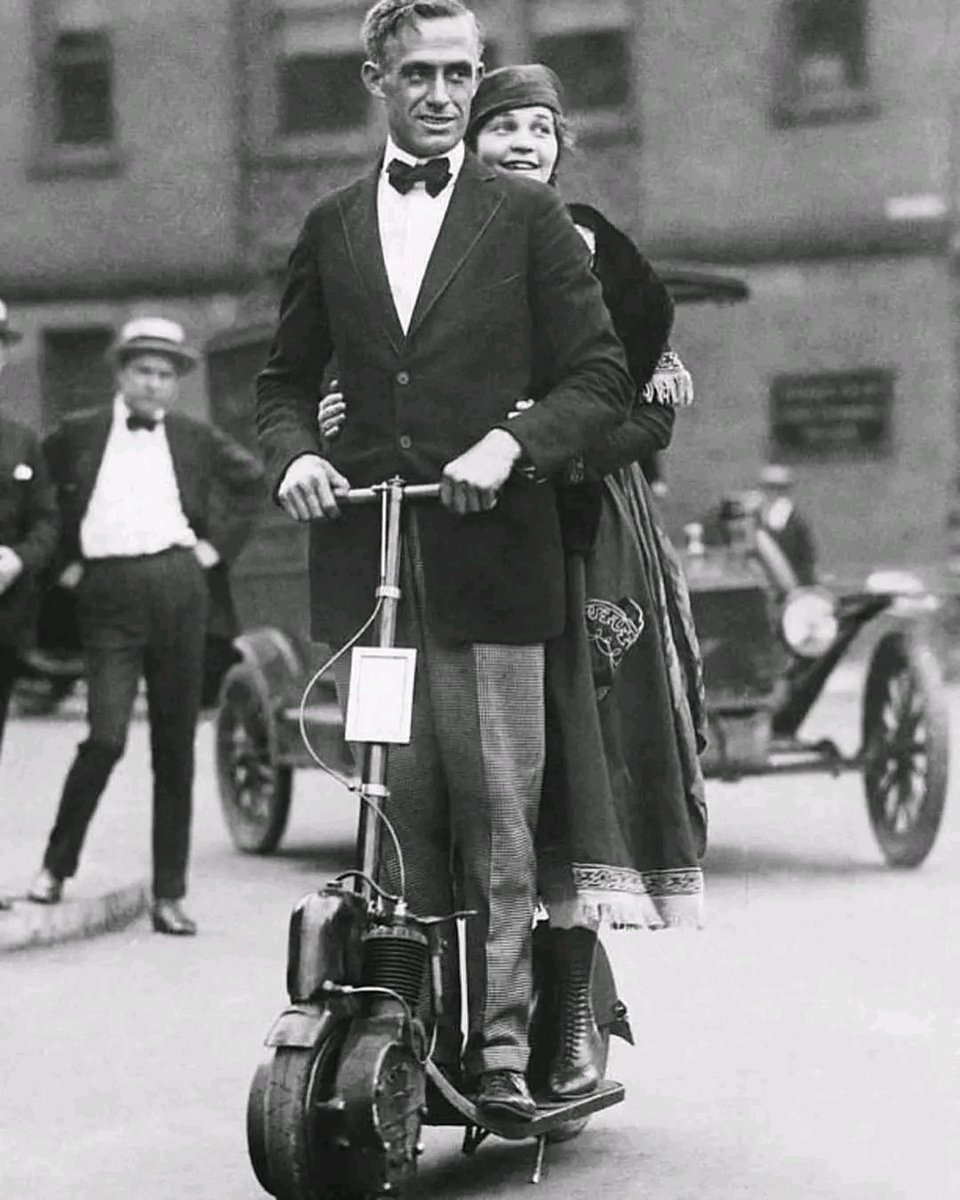 PoetofDusk0's tweet photo. A couple riding an #autoped 
Circa 1923
America... https://t.co/MQAbaIa8sc