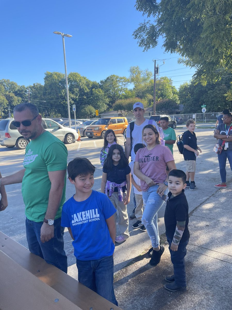 alexmerrittedu's tweet photo. Sanger Fest 2023 is a wrap! Thank you to the teachers who made this one of the best community gatherings to date. It’s one of the highlights of my year! @SangerStallions #LearninginRhythm https://t.co/yhFDRSacGy