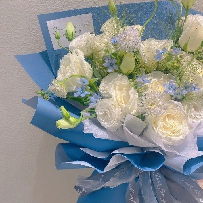 [  ✉  :  <a href="/fxshimi/">𝐘uzuru.</a>  ]

Selamat ulang tahun, Fushimi-san! Maaf aku tidak sempat memberi hadiah secara langsung dan tepat waktu karena jadwalku yang mulai padat... tapi aku harap kamu suka dengan hadiah yang kuberikan!

Note : Jangan lupa datang ke kamarku dan Sakura-kun nanti, ya?