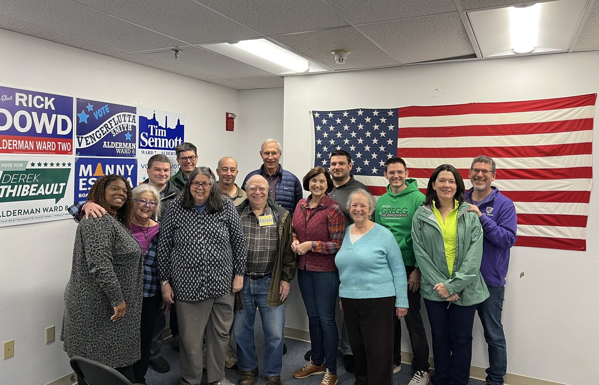 17 days to go in Nashua and we are knocking doors with Councilor Warmington for Mayor Donchess and our strong slate of Democratic candidates! November 7th for Nashua! #NHPolitics