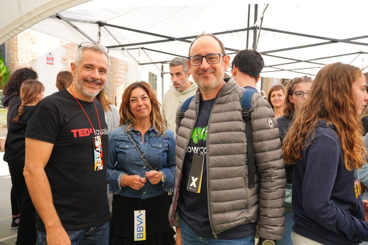 tedxigualada's tweet photo. ❌ Avui som més de 320 persones al Teatre Ateneu per escoltar a 7 experts i referents i ens acompanyaran en un nou viatge per aprofundir les seves experiències, visions i idees en diverses matèries com l’astrologia, la ciència, la psicologia, la comunicació, la tecnologia o l’art https://t.co/afdijqIsh9