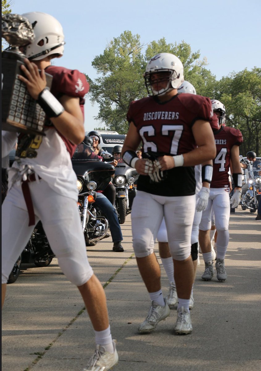 hudl.com/v/2MEDPz
Junior Season Highlights

Columbus High
C/O 2025
6'2 240
DT/RT