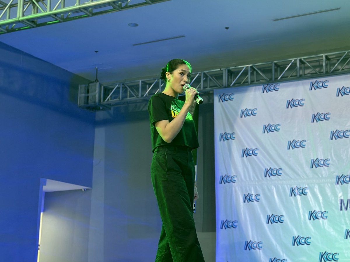 JRBcreativeprod's tweet photo. Jane Oineza sa KCC Mall de Zamboanga para sa #NagAapoyNaCaravan!β€οΈβπ₯
#NagAapoyNaDamdamin Weekdays, 3:15PM na simula ngayong Lunes sa Kapamilya Channel, Kapamilya Online Live, iWantTFC, TFC, A2Z at TV5!π₯
#JRBCreativeProd
#NNDAtKCC https://t.co/fXQiylHLiX