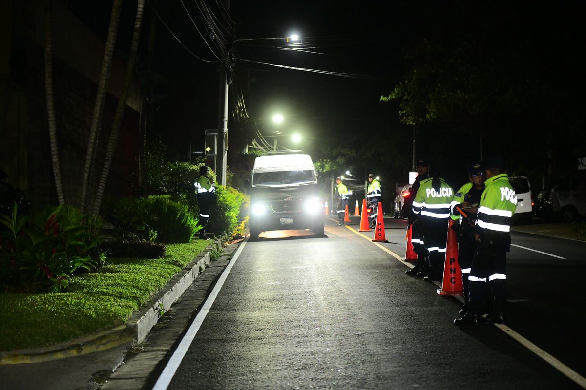 Noticiero Hechos 📱💬 tweet media