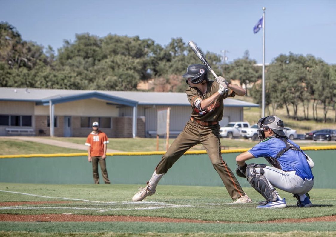 nicky_moretto's tweet photo. I am honoured and proud to announce my commitment to Allen County for the 2024 season. Thank you to my family, teamates and coaches for helping me get to where I am today. Can’t wait to get started. #skodevs #FERDA @Wyatt_Moore25 https://t.co/5spfBp22pM