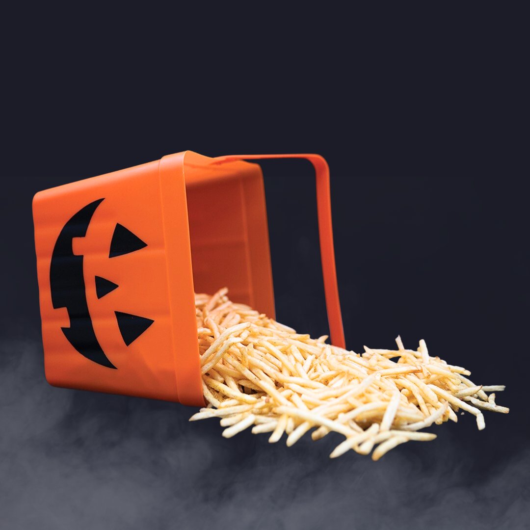 Counting down the days until Halloween. It's going to be ... FRY-tening! 🍟🎃