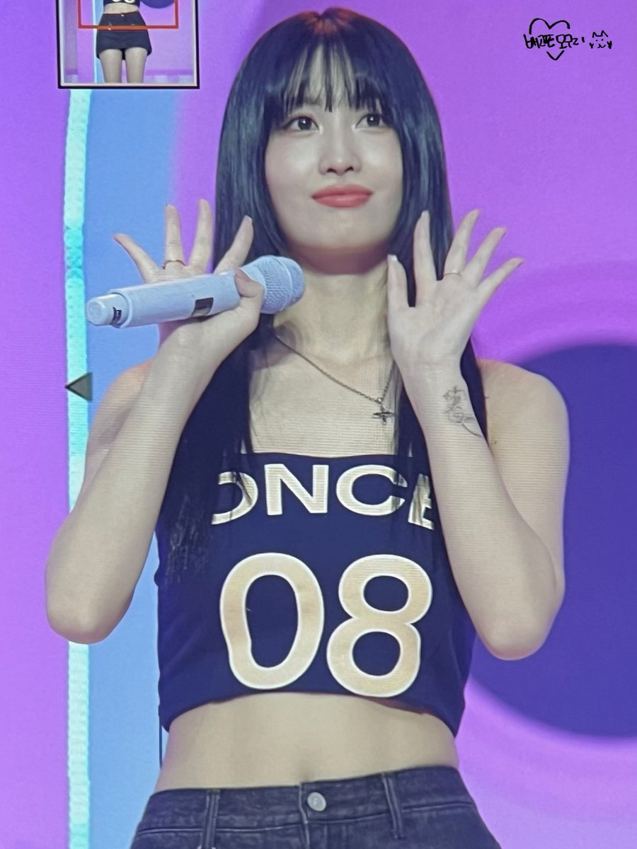 hungryracoon64's tweet photo. 231021 팬미팅 ONCE AGAIN 
모모 프리뷰

너무 예뻐요 🥺

#트와이스 #TWICE #모모 #MOMO
#もも #モモ #ONCE_AGAIN @JYPETWICE https://t.co/e8W3fnviK8