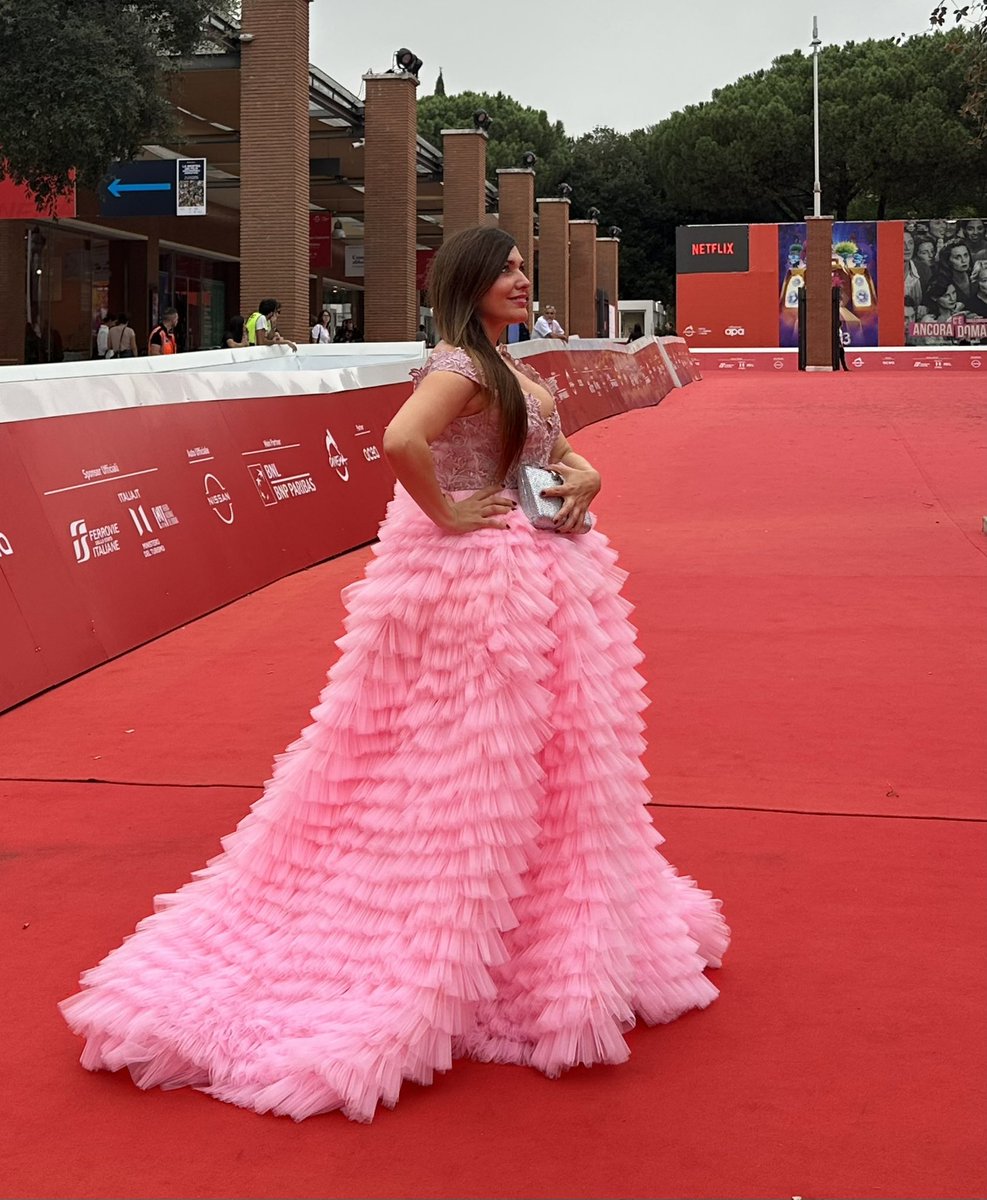 Elvia Llauder (@elviallauder) on Twitter photo 