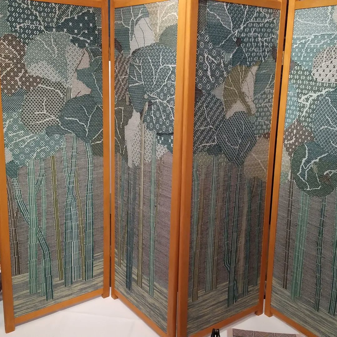 koginsendai's tweet photo. 前田セツこぎん研究会 盛岡・北上教室の作品展に伺いました。素晴らしい数々の作品に圧倒され、目移りしてまともに写真が撮れていなかったのは痛恨の極み。写真だけでは伝えきれない素敵な作品ばかりです。ぜひ会場で見てくださいね。 https://t.co/Wca9XlDgap