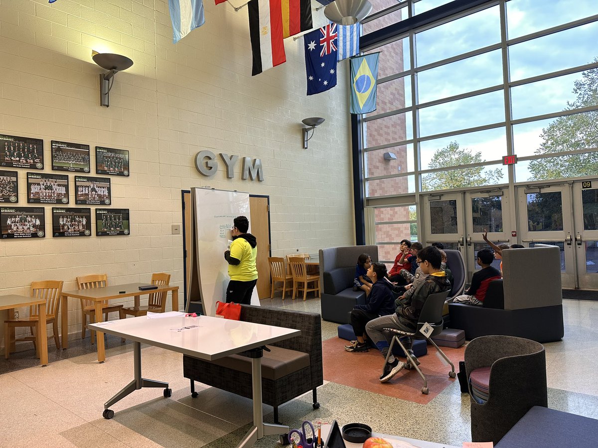 elstetson83's tweet photo. WEB Leaders rocked their lesson about positivity with 6th Graders this week! Everyone witnessed a balloon burst as it was weighed down with marbles (negative thoughts). Now onto a WEB-organized Spirit Week! 👍🏻 @BakerMiddle https://t.co/DPFH5lVtyu