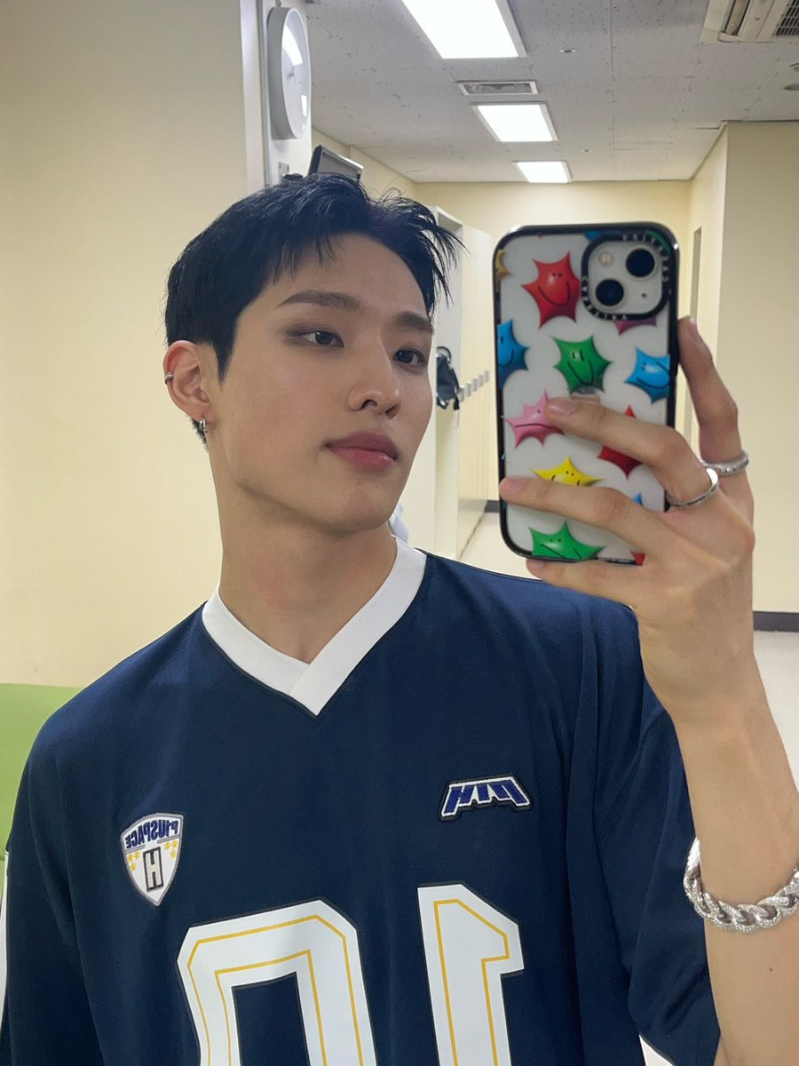 P1H_members's tweet photo. NZGO 첫번째 날 끝! 오늘 신나게 같이 놀아주셔서 감사합니다 피스~ 내일 또 봐요! 👍❤️

#P1Harmony #KEEHO https://t.co/nCH92xRP49