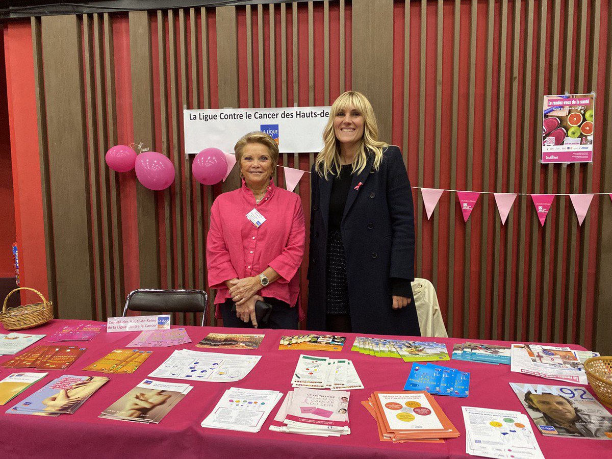 ATaquillain's tweet photo. Cet après-midi, au rdv de la santé de #Courbevoie : sensibilisation au dépistage du cancer du sein, capteurs de prévention des allergies aux pollens et échanges avec les associations engagées dans le handicap.
@bvsh92 @laliguecancer
#handipartage https://t.co/f9tDb9KiVs