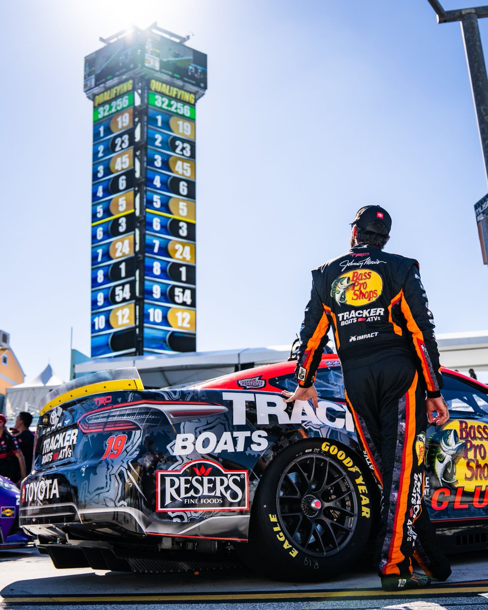 An honest morning's work. 

#NASCARPlayoffs | #BuschLightPole