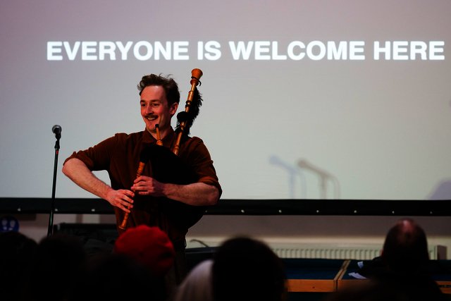 Great to take the team out to see: 'help! I think I'm a nationalist' from @SeamasHCarey taking it too far with: Cream Tea Bumper stickers Bagpipes Dry Robes Only one more chance to see it so get yourself to @tolmen01...