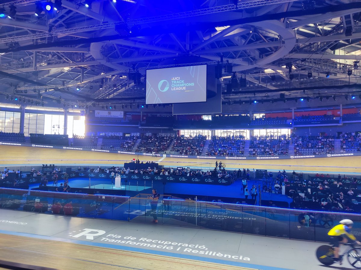 putrum77's tweet image. #UCITCL velodrom