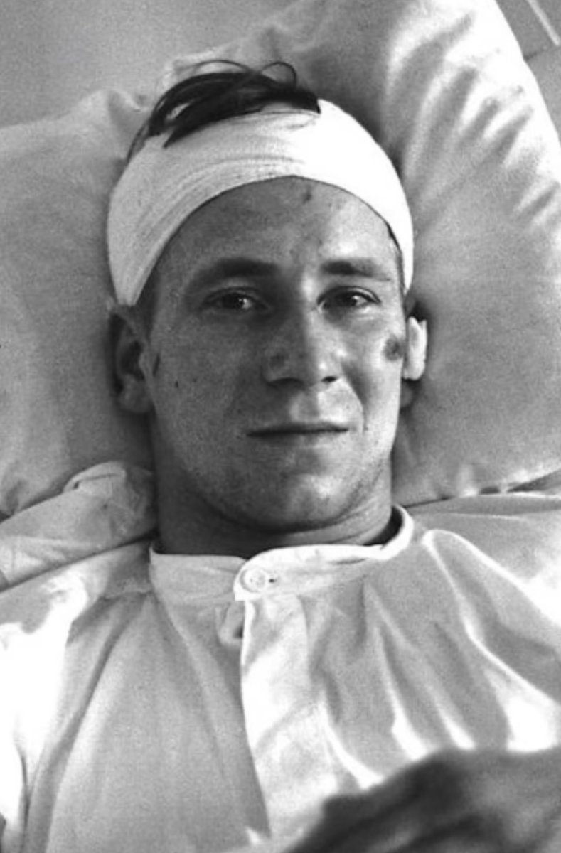 RIP, Soldier! 

#BobbyCharlton