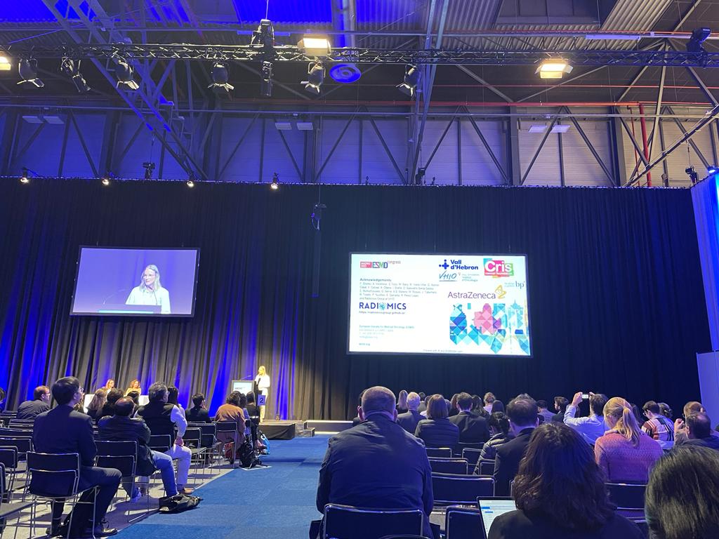 radiomicsVHIO's tweet photo. Congratulations @KingaBarcelona for doing such a good presentation in @myESMO today! An amazing study on the potential of #mpMRI for immunotherapy patient outcome stratification https://t.co/3FM7eqsQvX