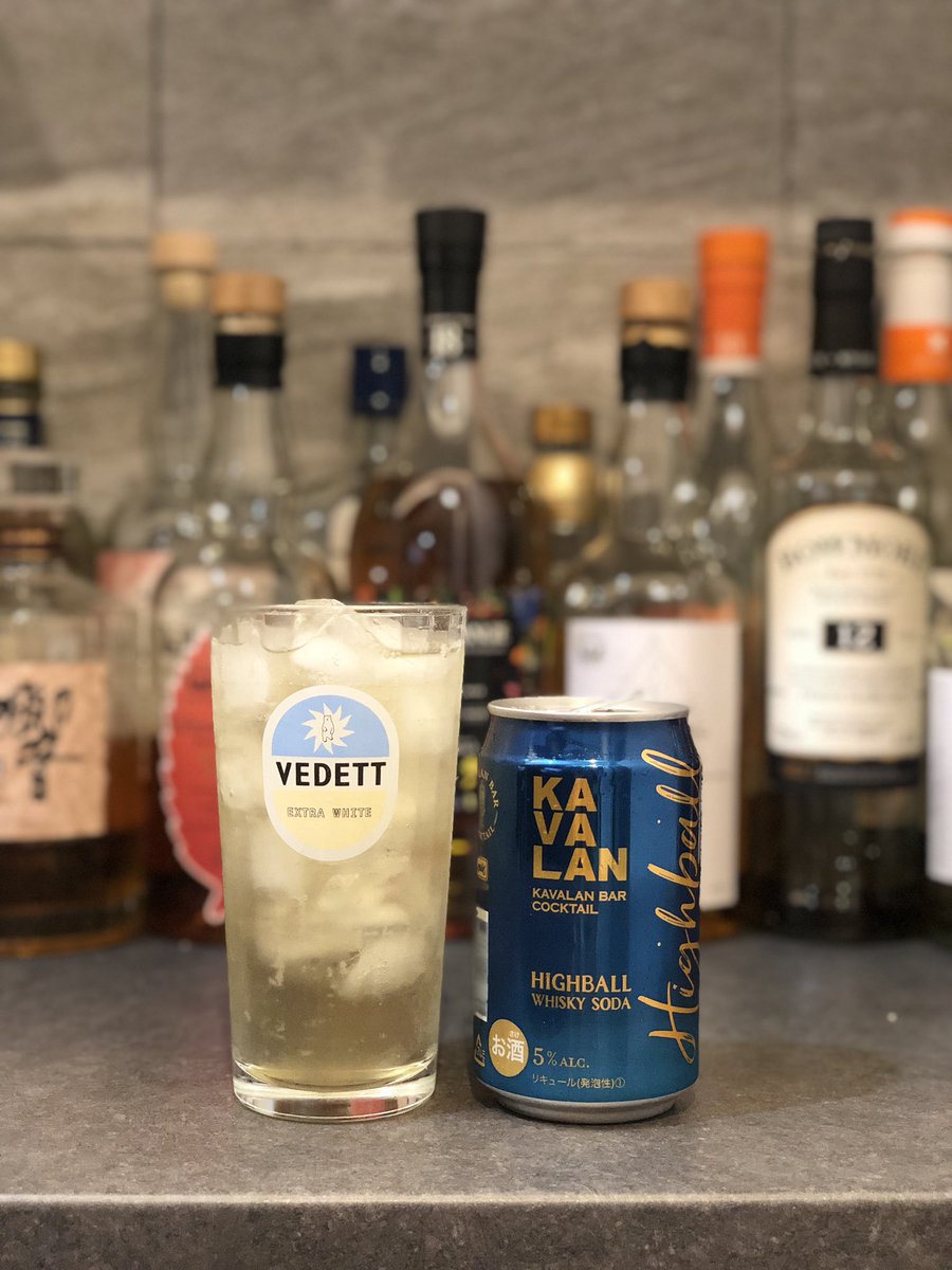 今日は青いKAVALANハイボール缶で乾杯🍻
最初はめちゃくちゃ飲みやすくて美味しいんだけど、、甘みが強いから後半飲みきるの少し大変でした💦
