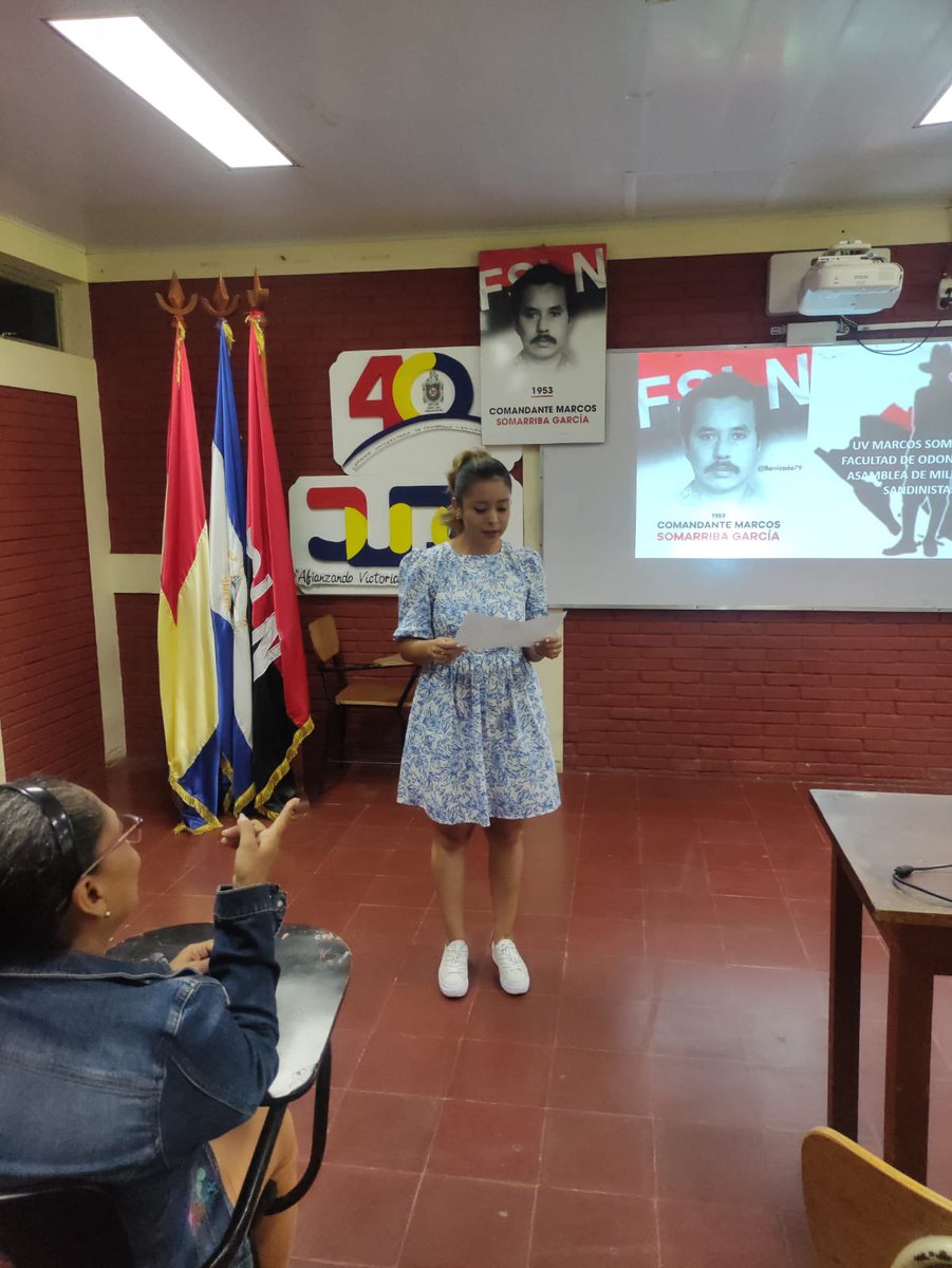 UVMarcosSomarri's tweet photo. #FSLNOctubreVictorioso

“Vamos adelante, nos sentimos contentos y agradecidos a Dios, orgullosos de ser Nicaragüenses, buenos Nicaragüenses, socialistas y solidarios” Cra. Rosario Murillo 

Asamblea de militantes sandinistas de nuestra #UVMarcosSomarriba  ❤️🖤 https://t.co/7qJN7xNMiU