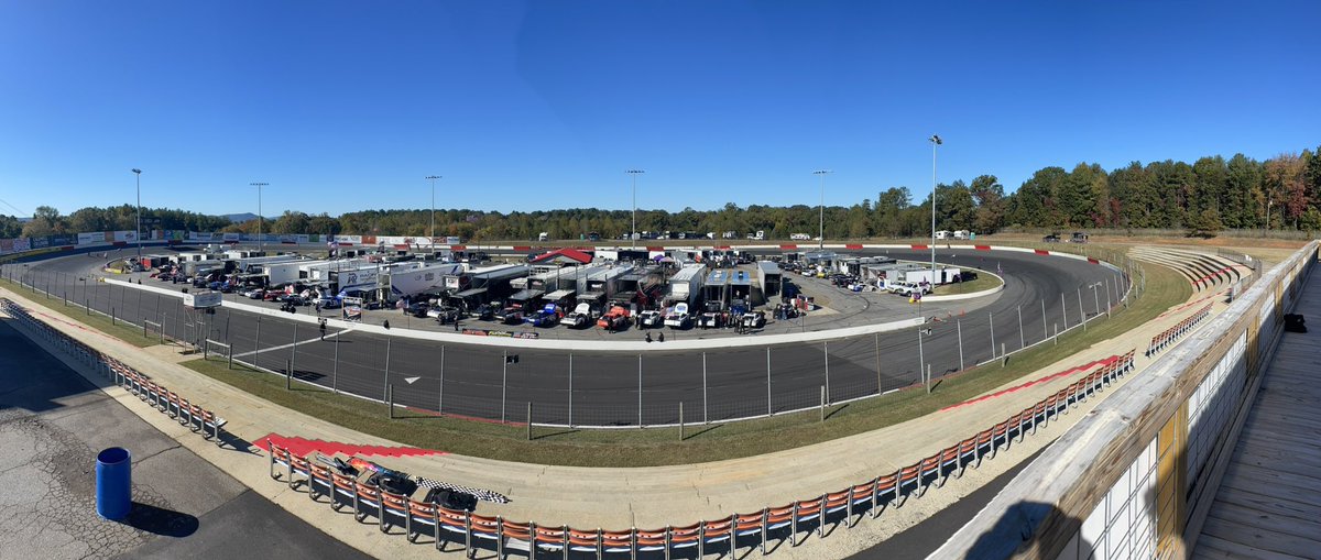 BApplegate45's tweet image. Beautiful day for @CARSTour racing. Com see me take on the best late model stock drivers in the nation tonight at Tri County Speedway. If you can’t be at the track, catch us on @FloRacing