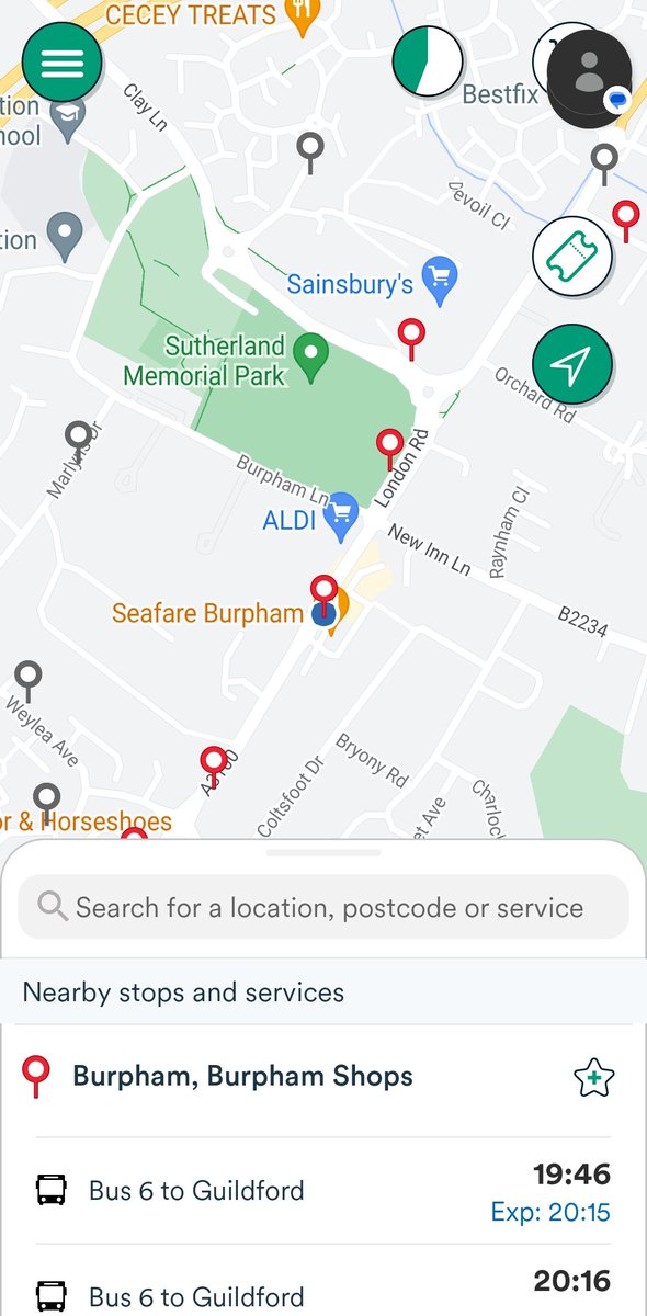 GreatDriver's tweet photo. @StagecoachSouth Utterly incompetent as usual - the app says one thing, the bus stop sign says another - the reality is that none of the buses turned up. No 7.15 bus, no 7.45 bus just lots of bewildered customers. Any chance that one day you might sort out this mess? 😡 https://t.co/2WdTkk7TNQ