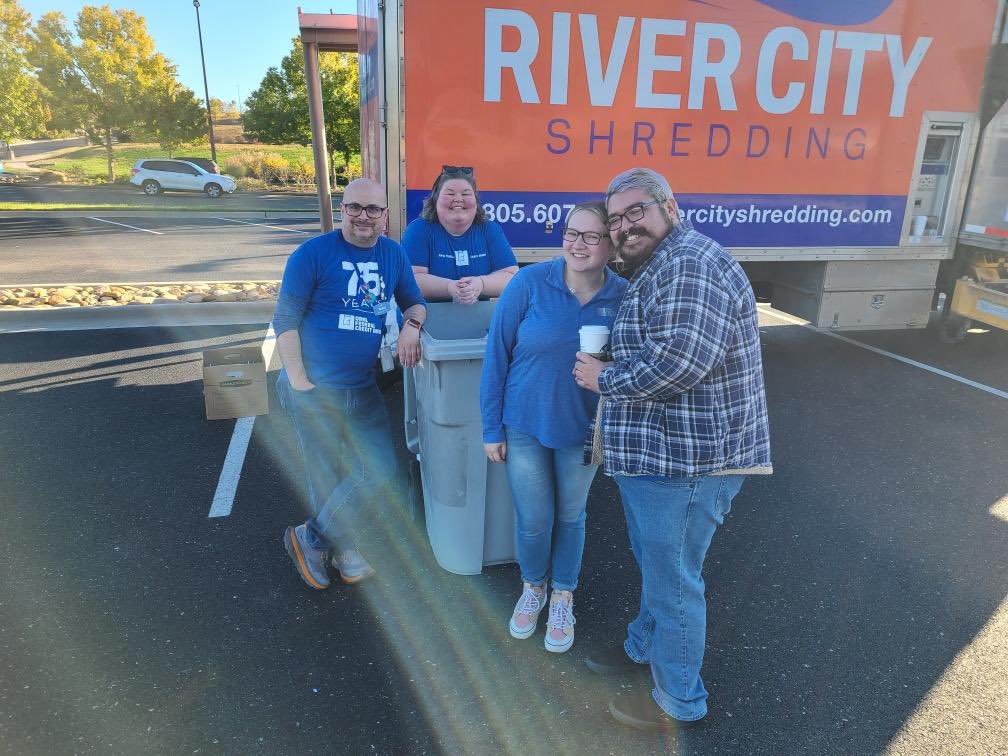 ornlfcu's tweet photo. Thanks for coming out for Shred Day! π β»οΈ
#creditunions #cudifference #shredday #communityshredday #easttennessee https://t.co/CwlBqMUxjC