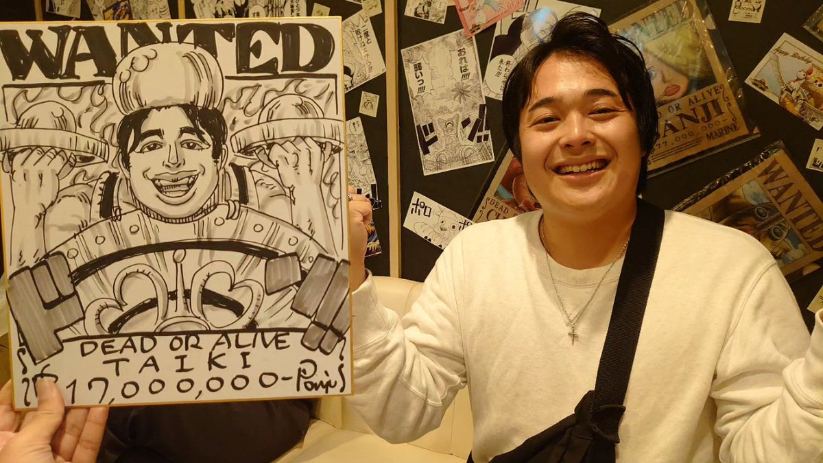 定期開催大阪のbarDさんで似顔絵イベントやってきました!今回も大にぎわい大盛況で感謝でした!本当に大阪の人は描きやすい人が多い!それくらい個性がある!良いことですね⭐
選りすぐりの一部をご紹介!その2 