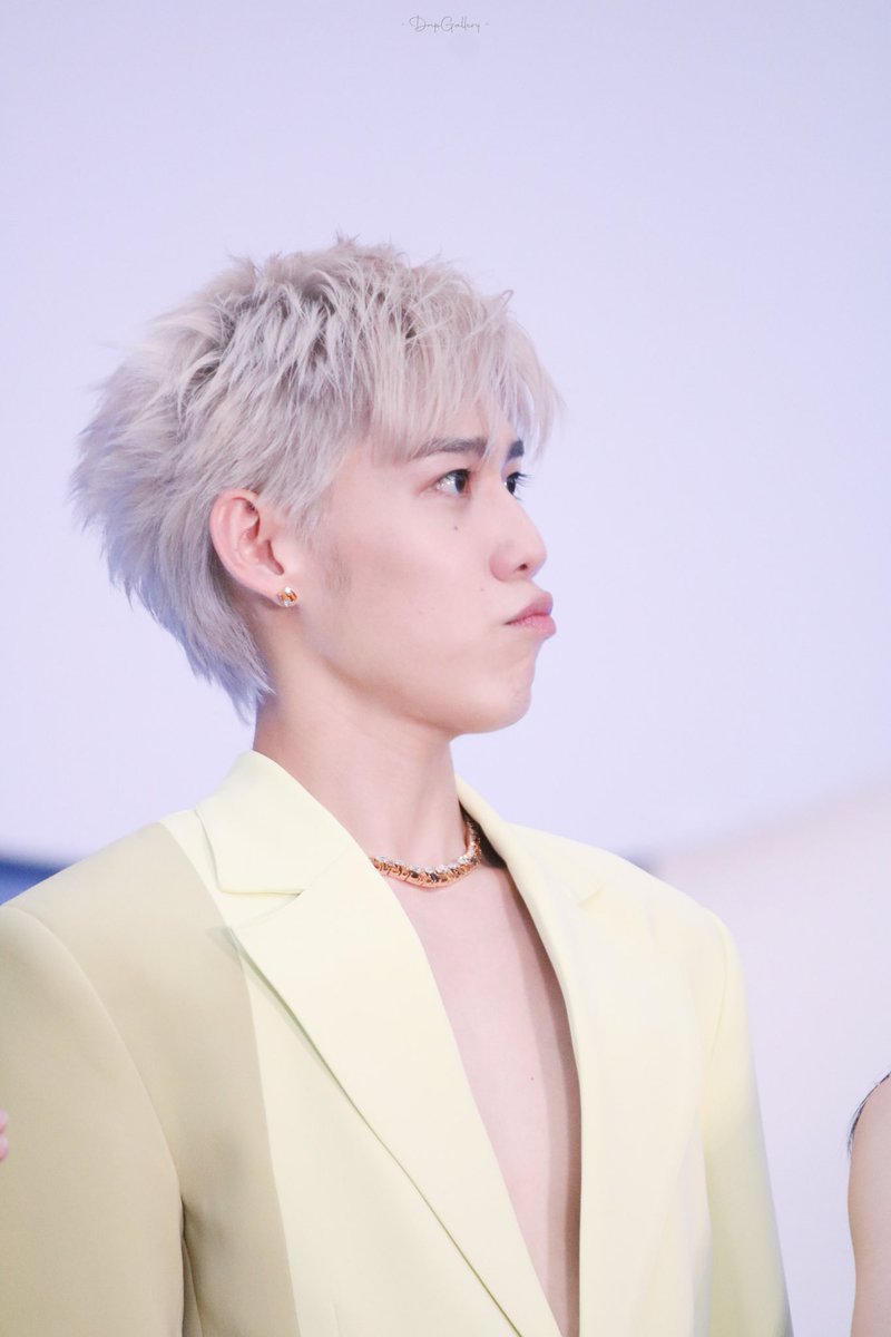 DnpGallery's tweet photo. เมื่อแมลงปอบินผ่าน เจ้าพีตกใจนิดๆ 🫠

#COBExPPKRITT
#ppkritt https://t.co/meeR8uuF7t