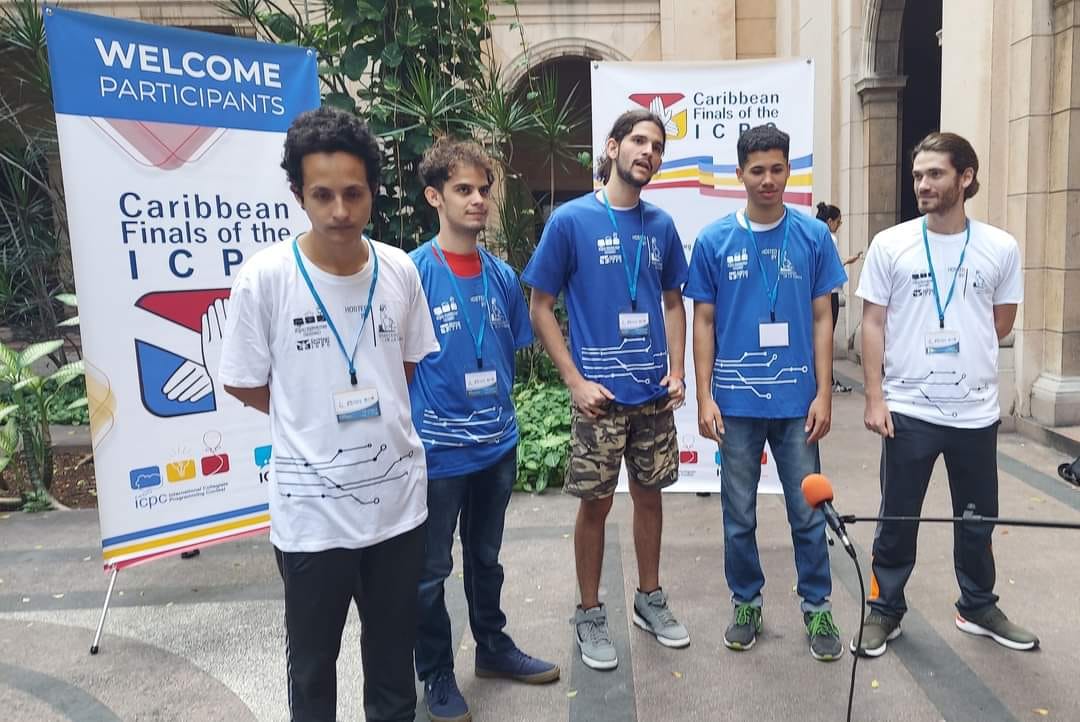 universidad_uci's tweet image. Nuestra tropa del #icpc2023 #caribbeanfinals en @UdeLaHabana, tuvo diversas actividades en las recientes jornadas.
👉Conocieron el escenario en el que rivalizarán #Hoy
👉Recibieron la conferencia Dr. Alfredo Somoza Moreno, figura cimera en la historia del ICPC. #SomosUCI #ICPC