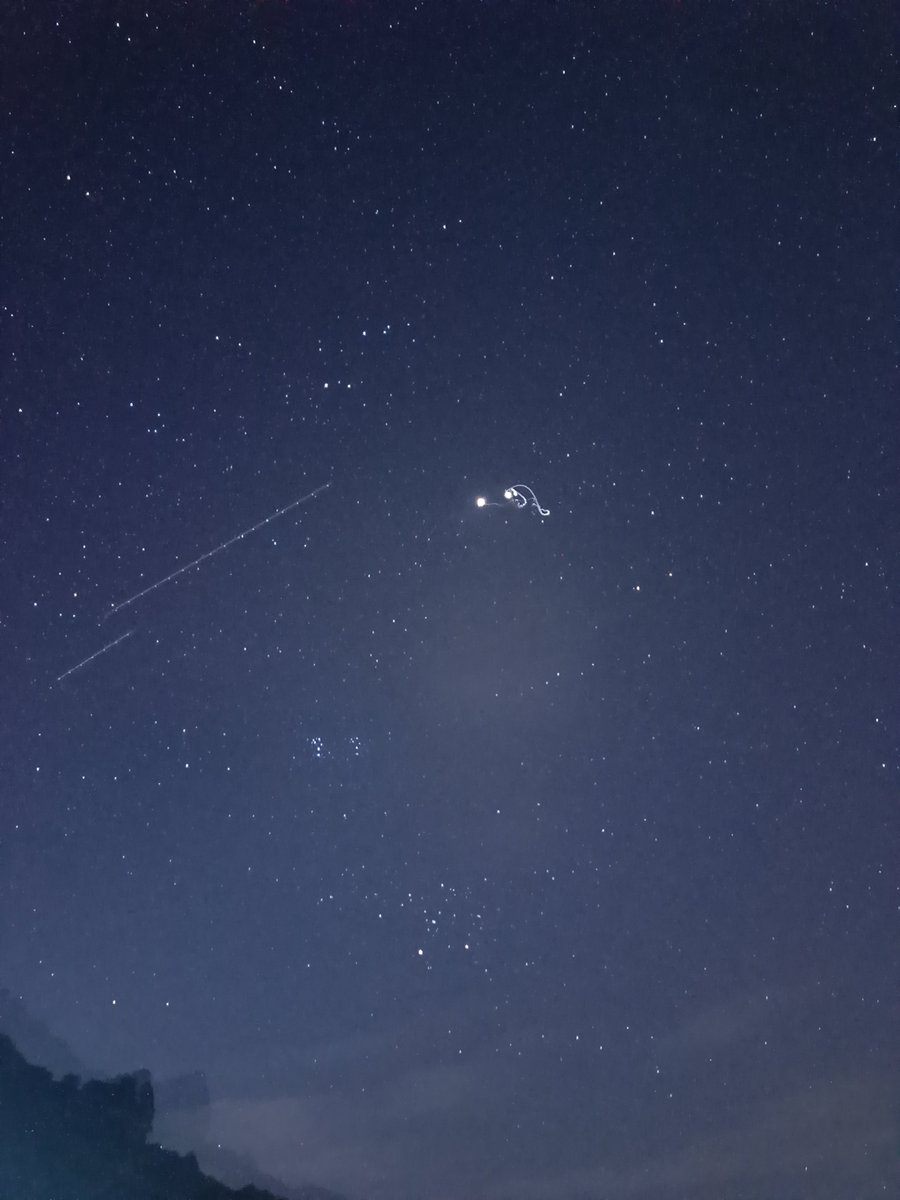 orthmuminimpsuj's tweet image. พ่อแต่เครื่องบินอะพี่
#ดาวหางฮัลเลย์