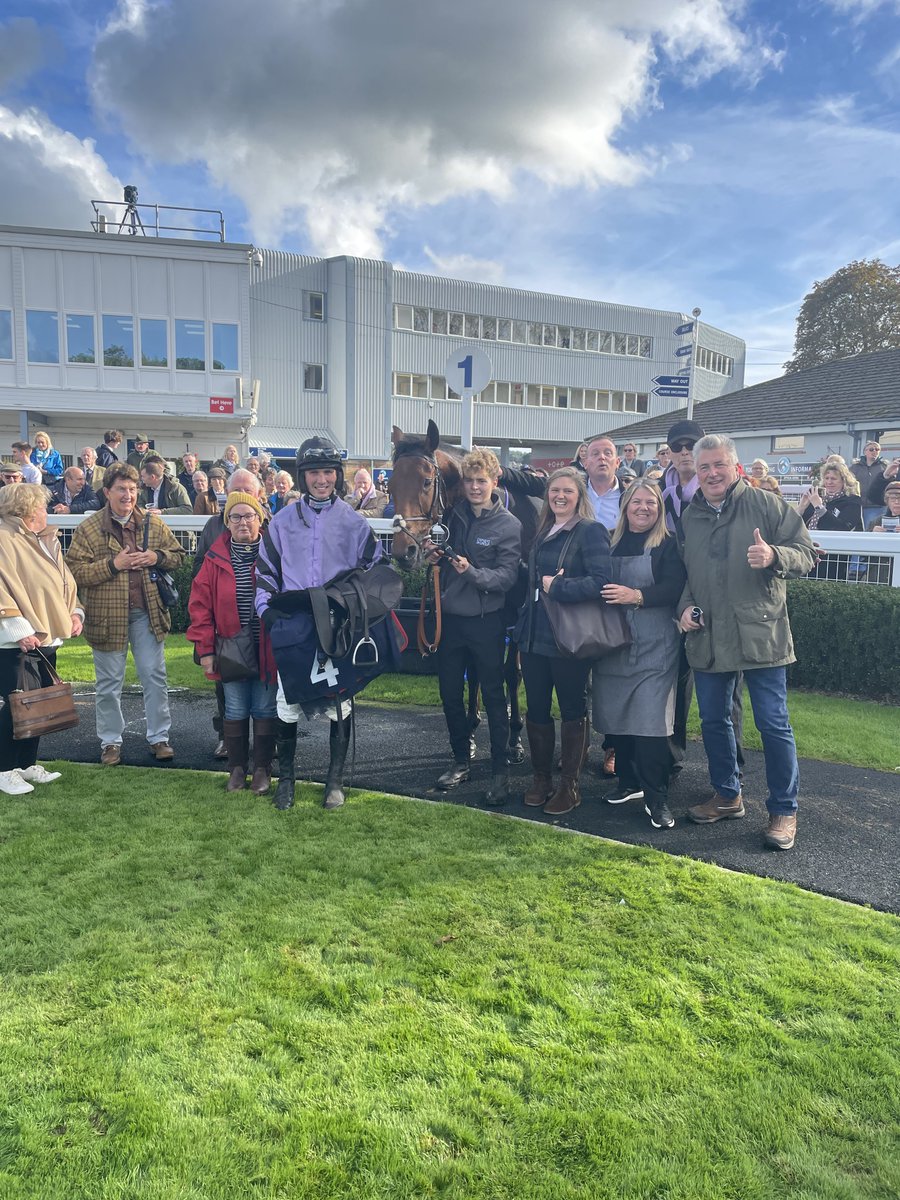 Paul Nicholls OBE tweet media
