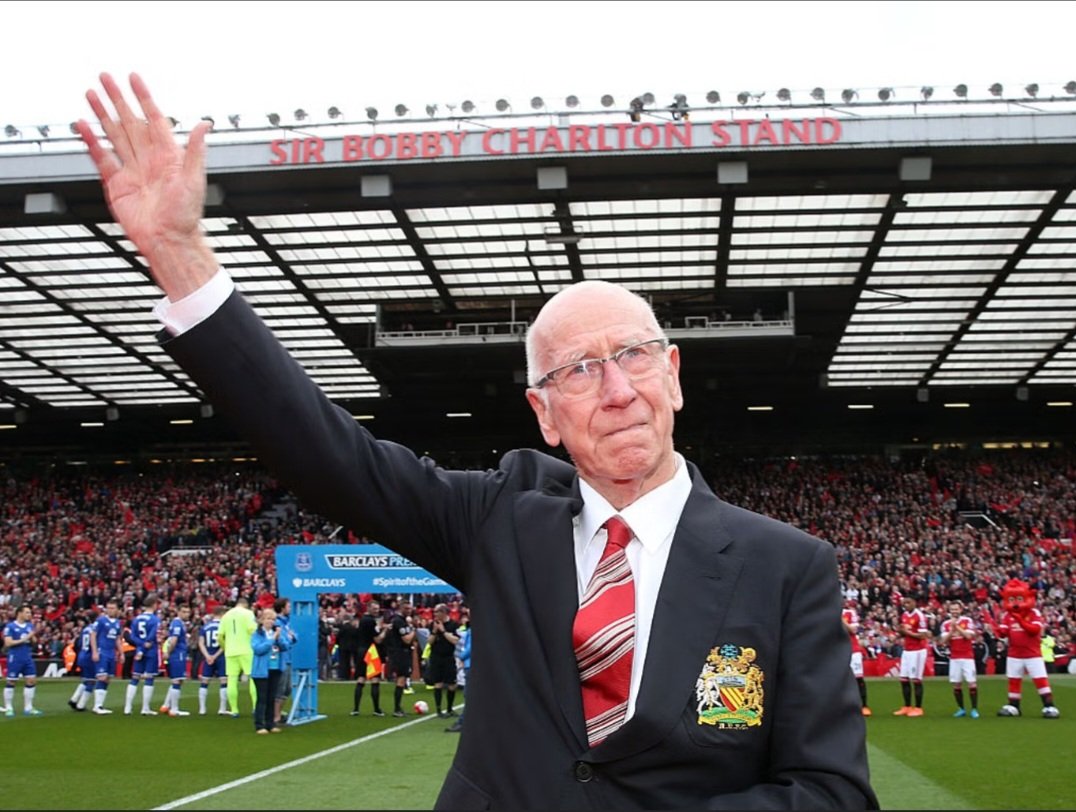 One of the main reasons my pops supported Man Utd was  the love he had for this man, Sir Bobby Charlton, England &amp; United legend.
R. I. E. P sir. 🕊 💔 🇾🇪 <a href="/ManUtd/">Manchester United</a> #SirBobbyCharlton #Legend